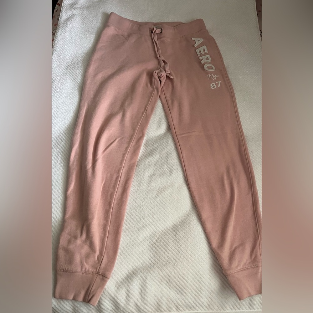 Aeropostale Womans Light Pink Sweatpants